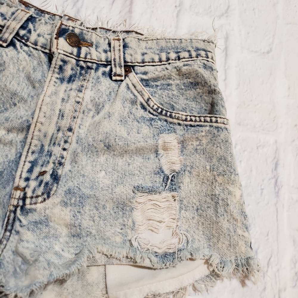 VINTAGE ORANGE TAB Distressed ACID WASH Levi’s Shorts - Picture 3 of 15